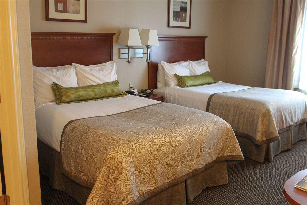Candlewood Suites Deer Park By Ihg Экстерьер фото