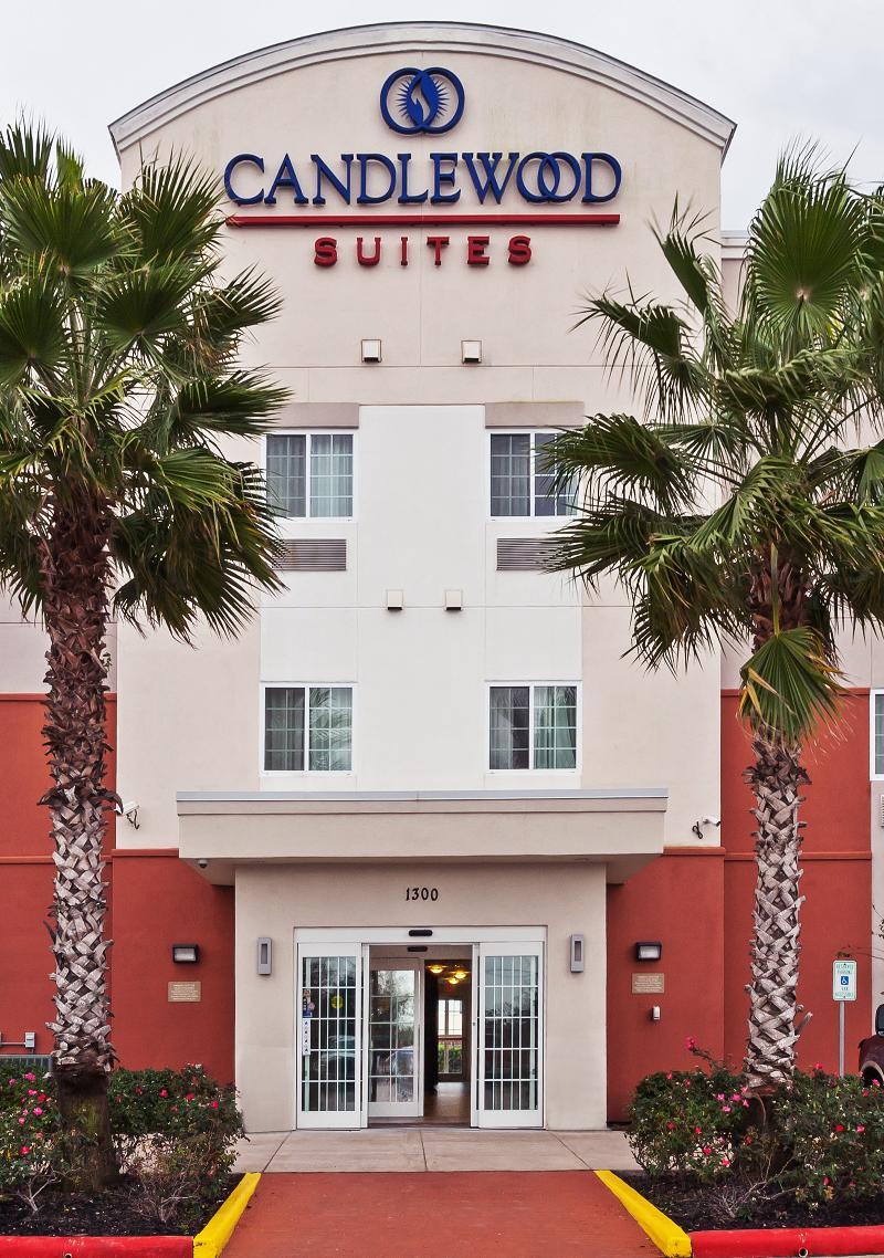 Candlewood Suites Deer Park By Ihg Экстерьер фото