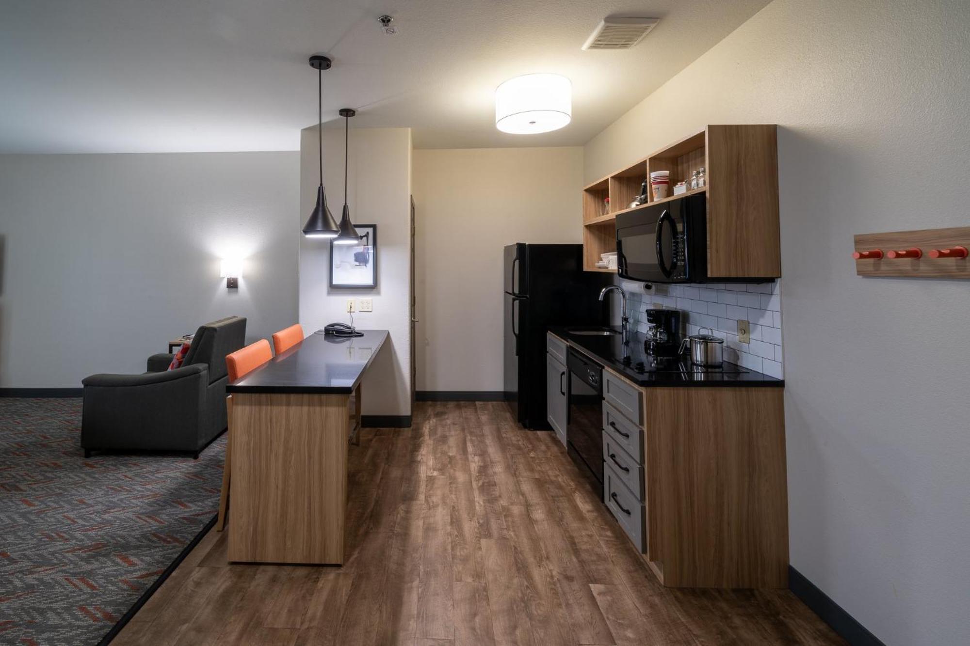 Candlewood Suites Deer Park By Ihg Экстерьер фото