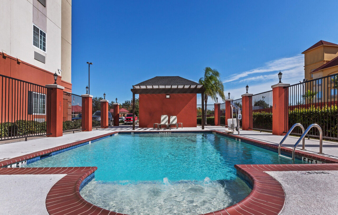 Candlewood Suites Deer Park By Ihg Экстерьер фото